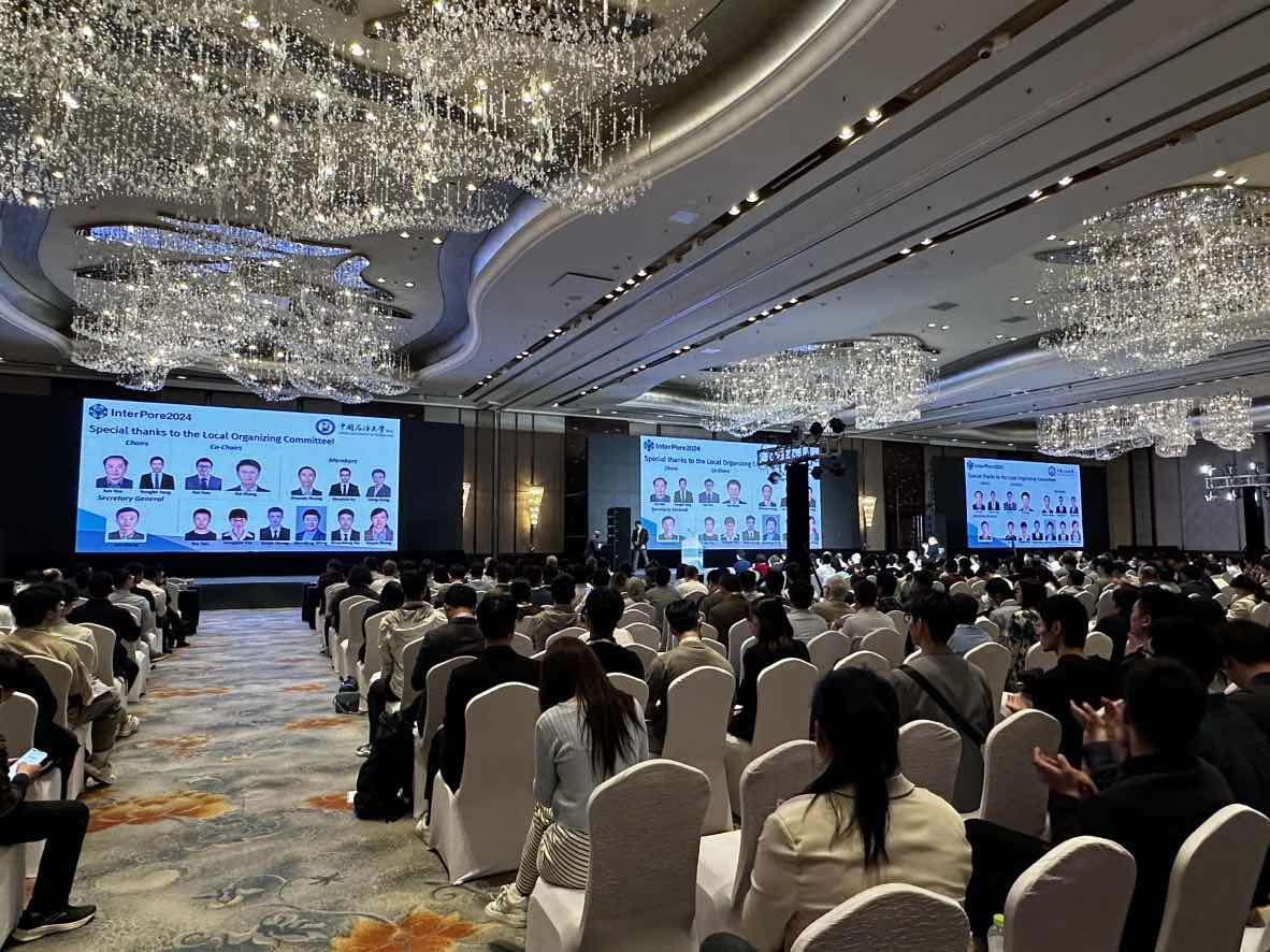 星空官方网页版分析展·风采|第十六届国际多孔介质学会年会圆满落幕，星空官方网页版分析闪耀国际舞台