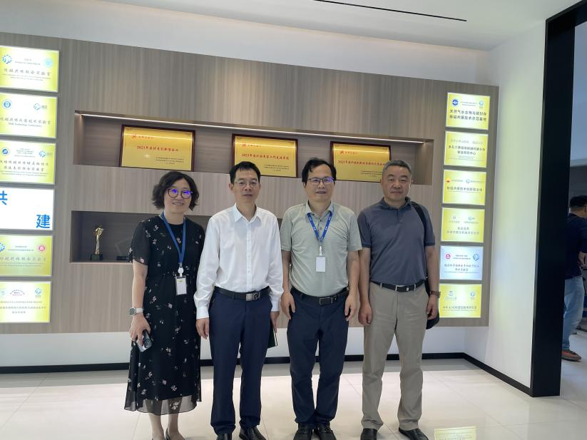 苏州科技局领导一行莅临星空官方网页版调研指导